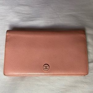 💫 TODAY ONLY 💫 1️⃣2️⃣0️⃣ Vintage Chanel long wallet